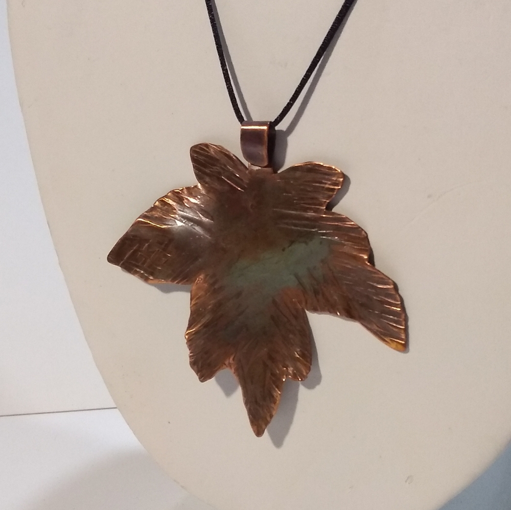 Designer's Collection Copper Maple Leaf Necklace. - image 3